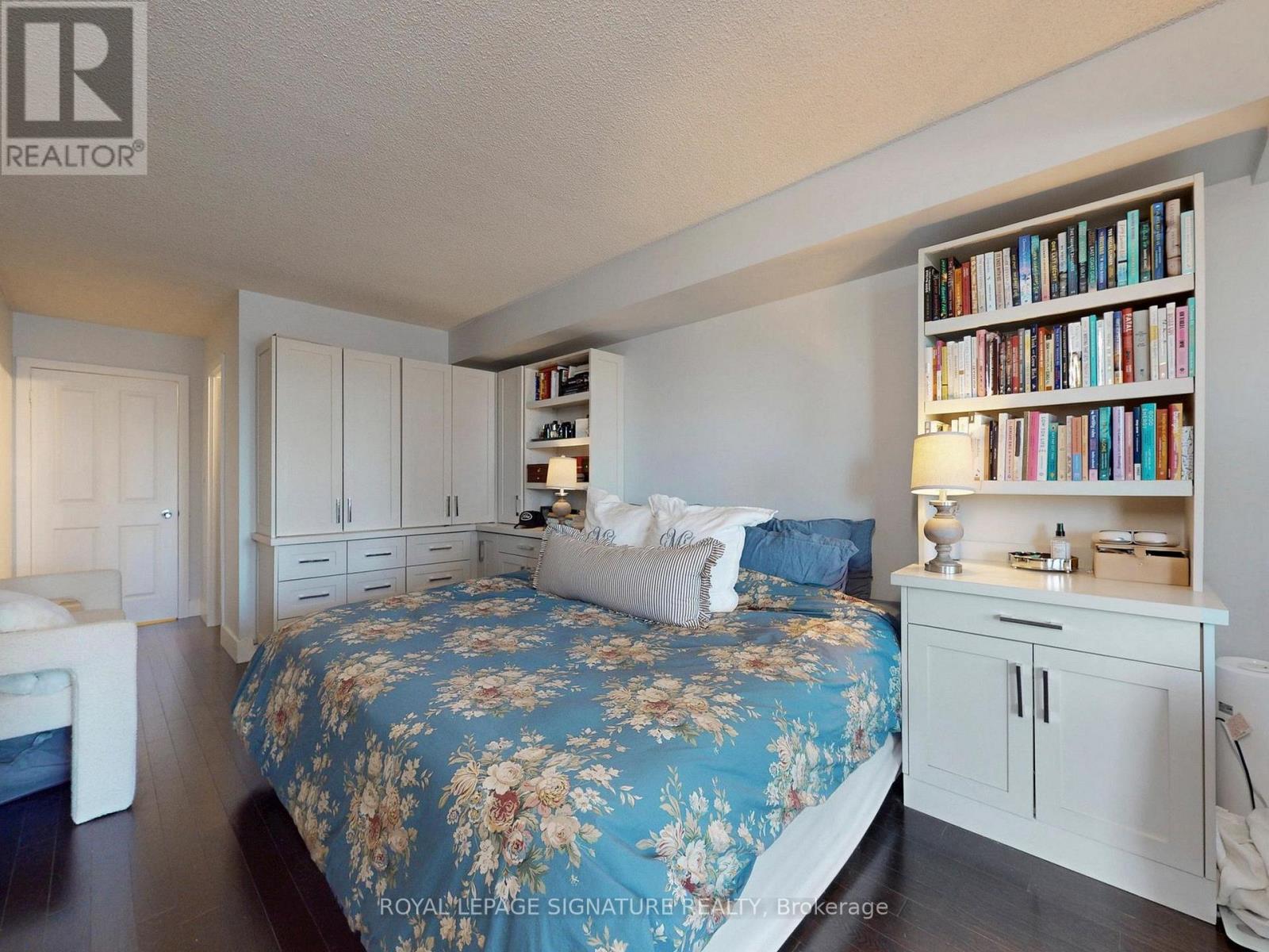 906 - 18 Hollywood Avenue, Toronto, Ontario  M2N 6P5 - Photo 17 - C12990552