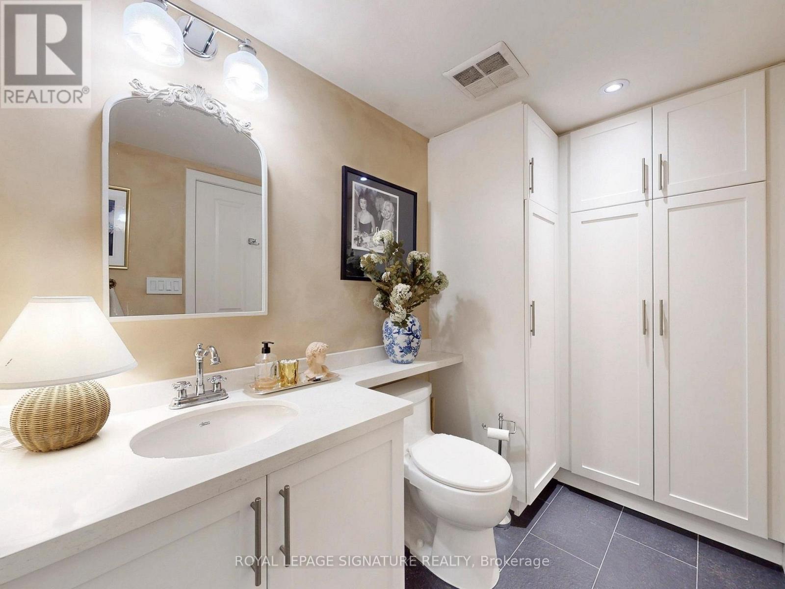 906 - 18 Hollywood Avenue, Toronto, Ontario  M2N 6P5 - Photo 22 - C12990552