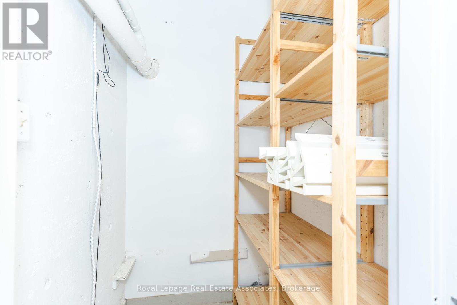 Main - 497 Bloor Street W, Toronto, Ontario  M5S 1Y2 - Photo 25 - C12990642