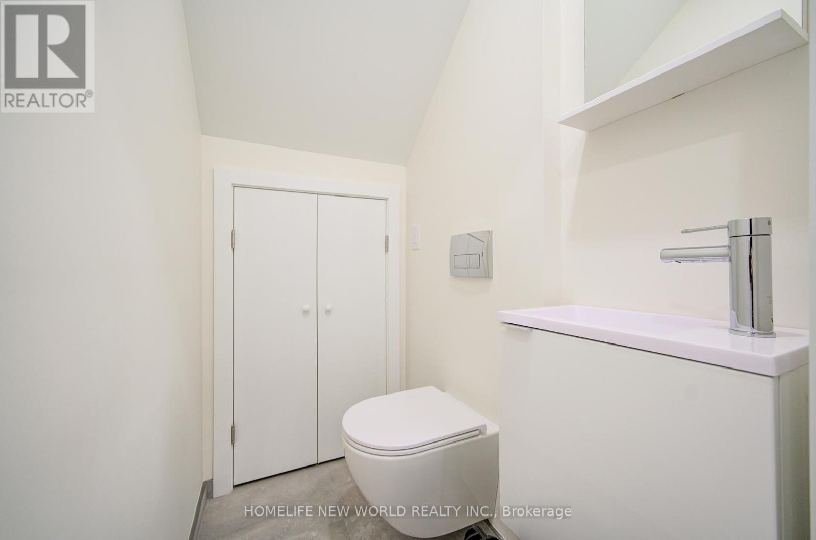 Unit 1 (Main Level) - 78 Gladstone Avenue, Toronto, Ontario  M6J 3K8 - Photo 18 - C12990658