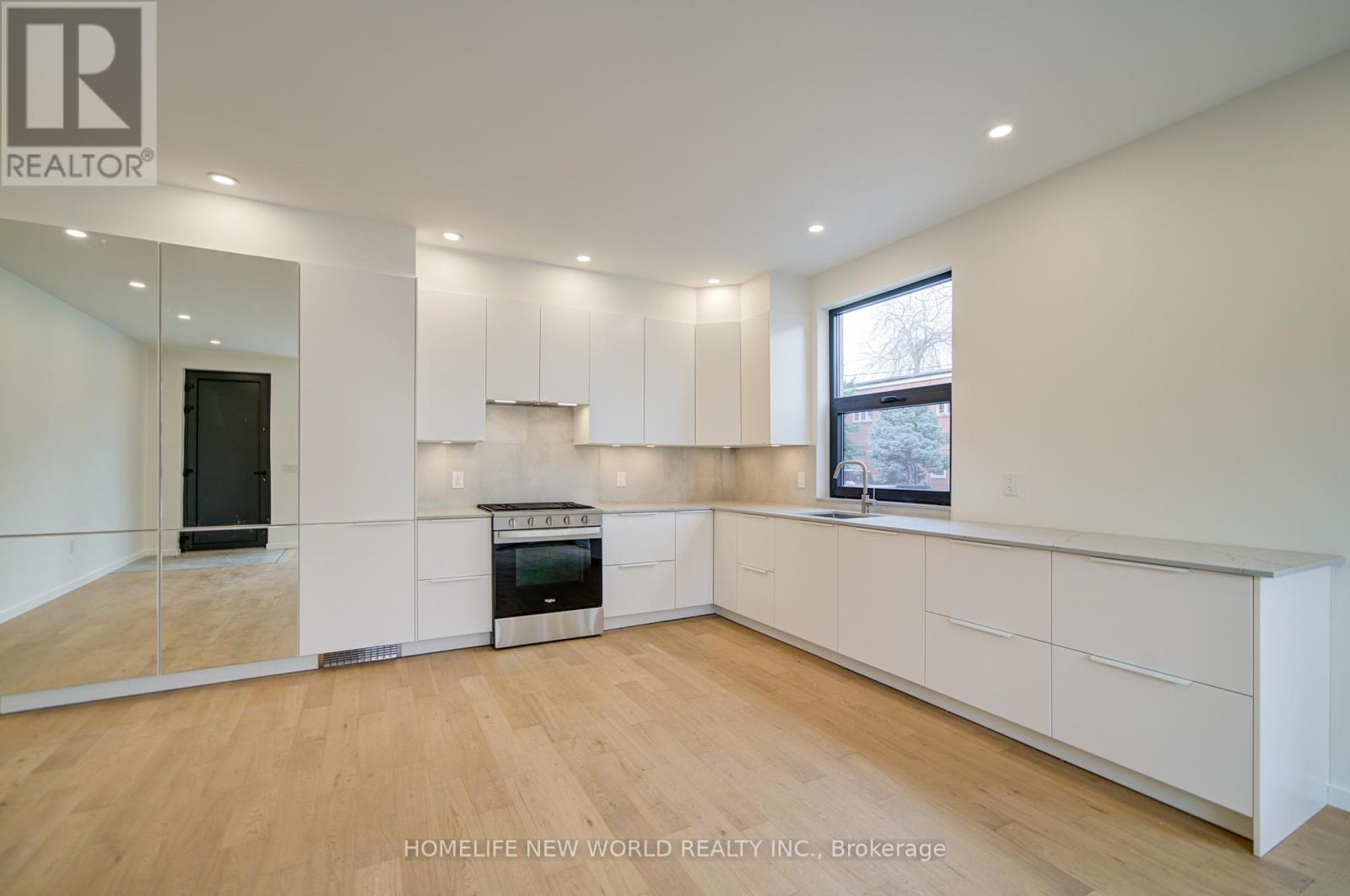 Unit 1 (Main Level) - 78 Gladstone Avenue, Toronto, Ontario  M6J 3K8 - Photo 4 - C12990658