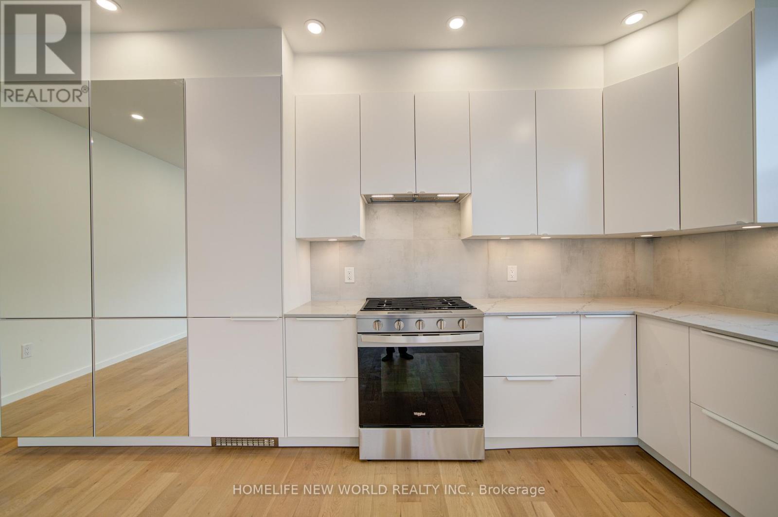 Unit 1 (Main Level) - 78 Gladstone Avenue, Toronto, Ontario  M6J 3K8 - Photo 5 - C12990658