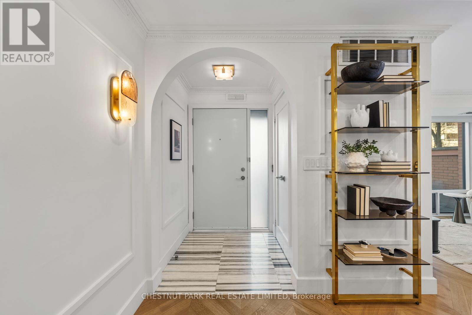 Th13 - 260 Heath Street W, Toronto, Ontario  M5P 3L6 - Photo 6 - C12990698