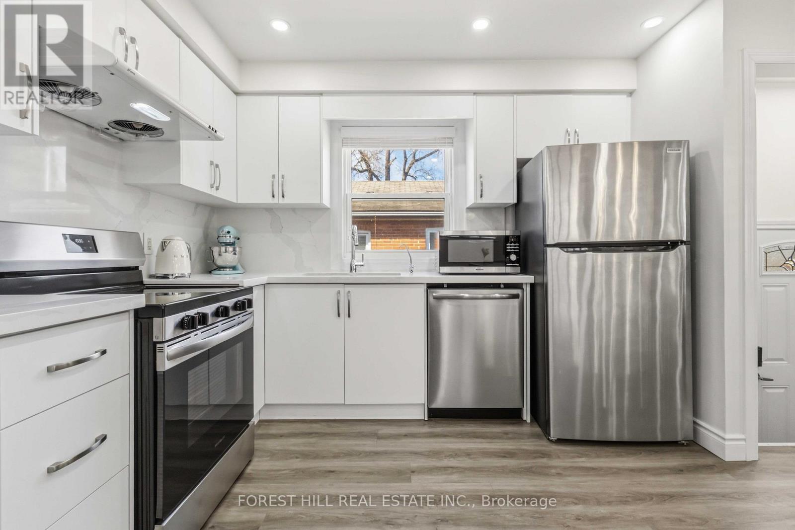 23 Japonica Road, Toronto, Ontario  M1R 4S1 - Photo 15 - E12990556