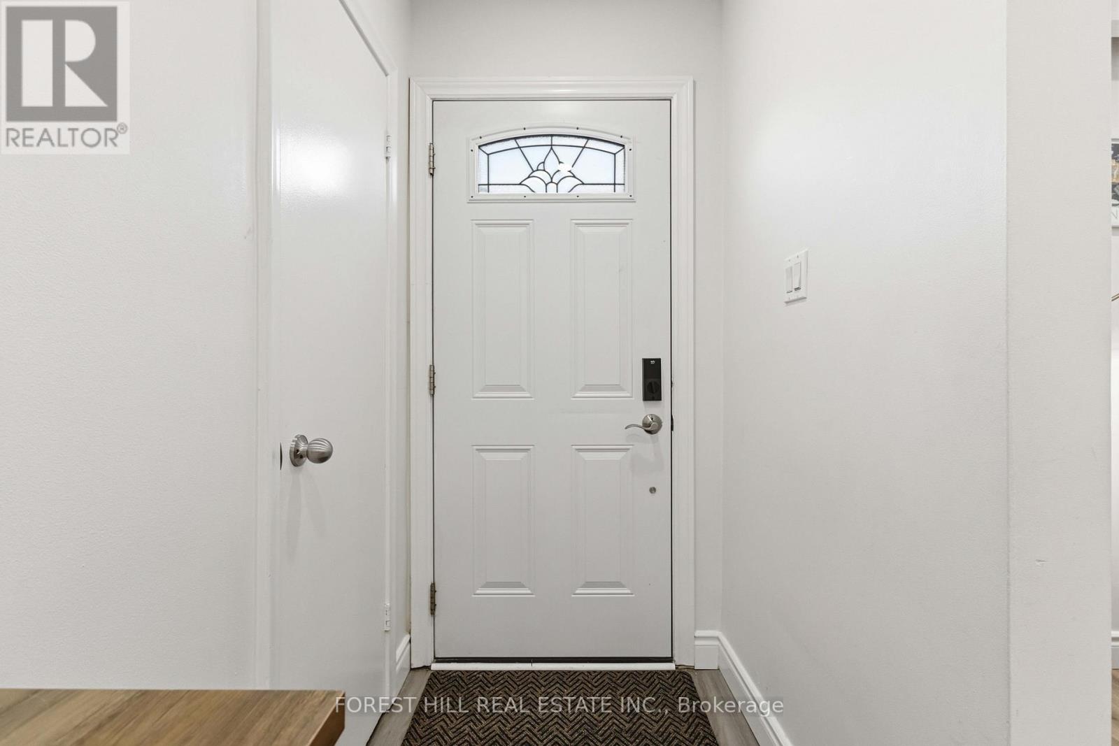 23 Japonica Road, Toronto, Ontario  M1R 4S1 - Photo 3 - E12990556