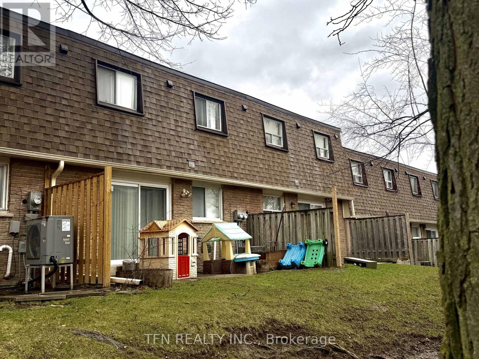 67 - 121 L'amoreaux Drive, Toronto, Ontario  M1W 2J9 - Photo 3 - E12990632