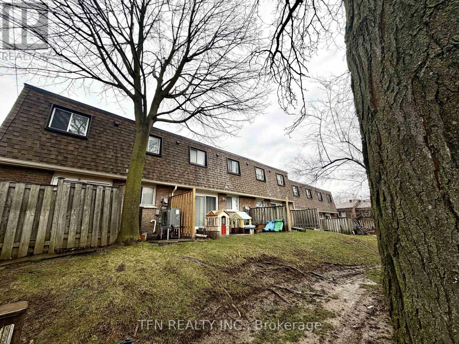 67 - 121 L'amoreaux Drive, Toronto, Ontario  M1W 2J9 - Photo 4 - E12990632