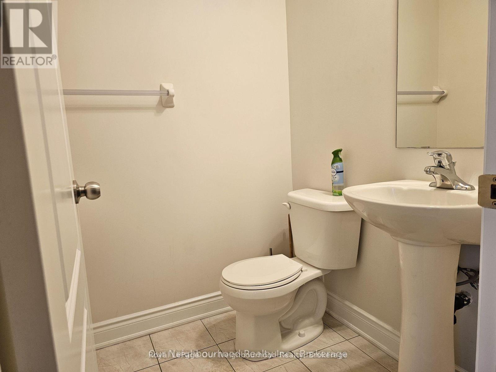 151 Presidial Avenue, Oshawa, Ontario  L1L 0H1 - Photo 8 - E12990640