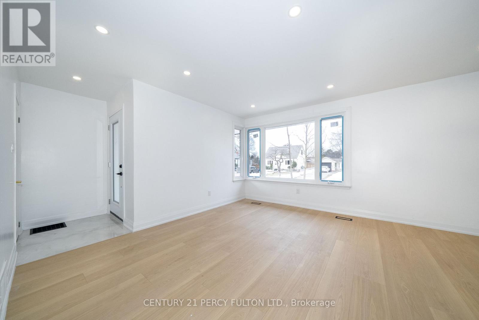 49 Amiens Road, Toronto, Ontario  M1E 3S7 - Photo 13 - E12990652