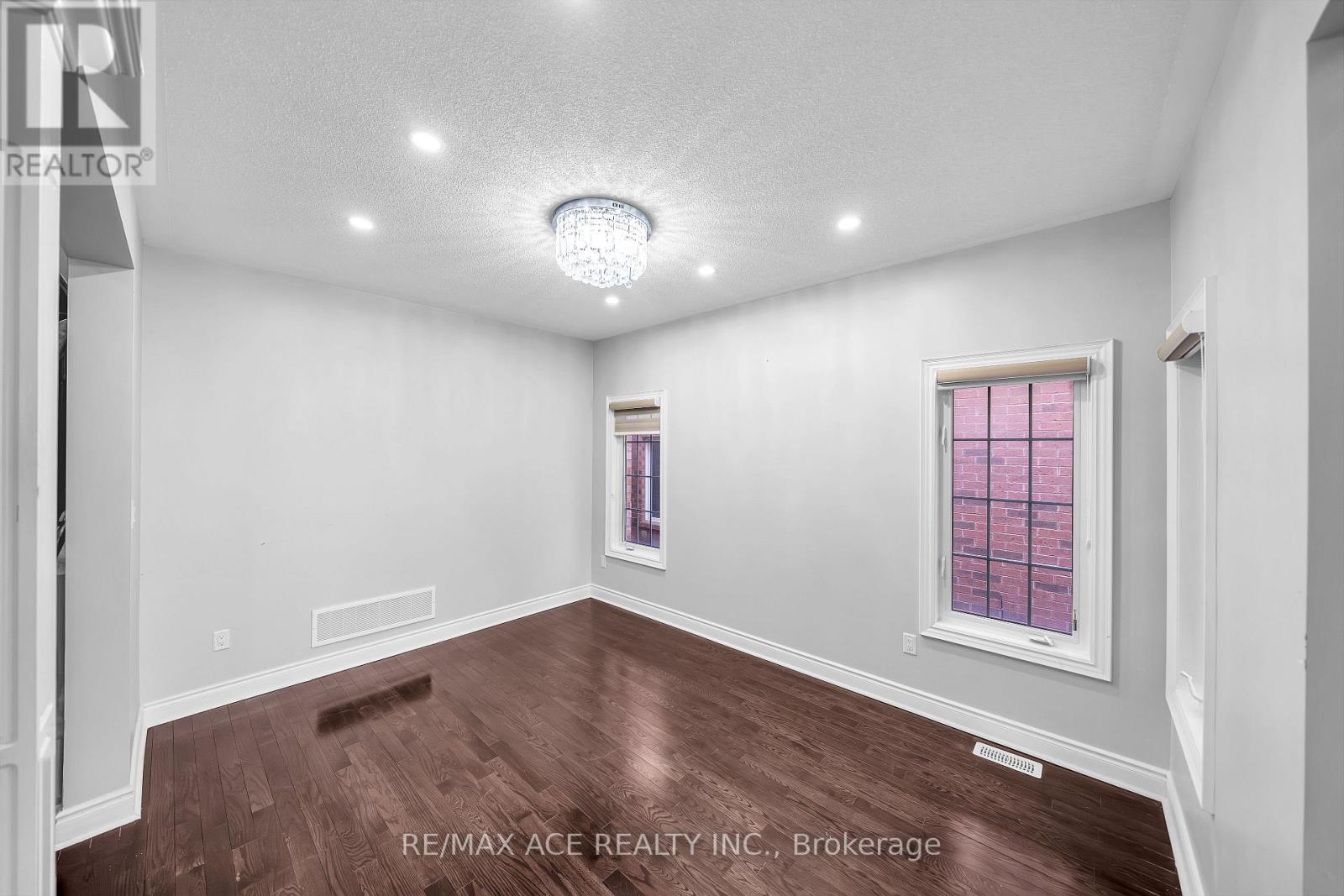 1337 Woodstream Avenue, Oshawa, Ontario  L1K 0J4 - Photo 5 - E12990712