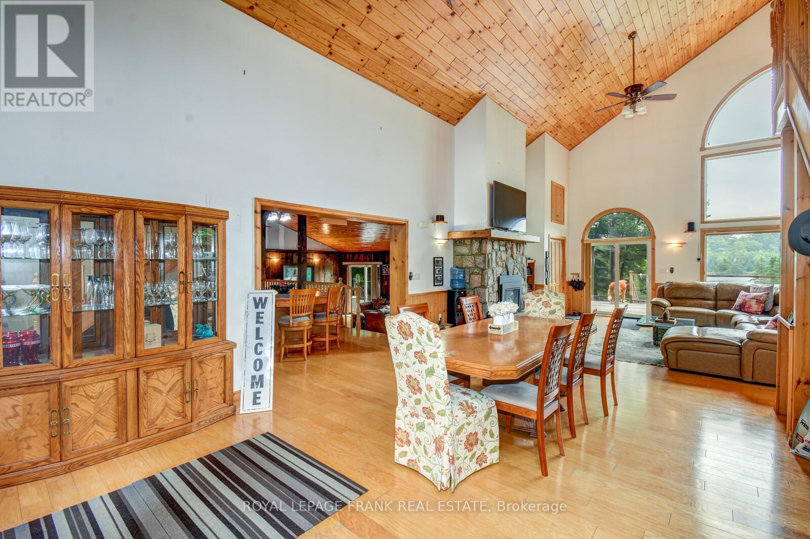 1013 Merrick Drive, Bracebridge, Ontario  P1L 1X1 - Photo 12 - X12910870