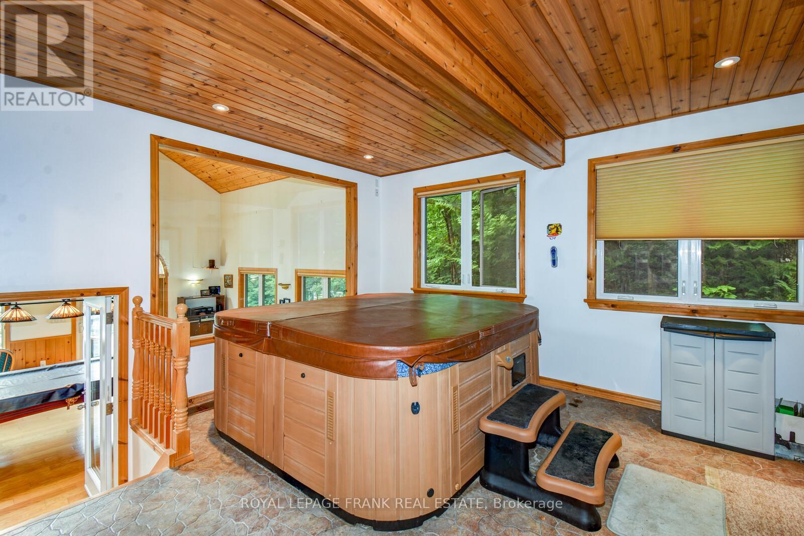 1013 Merrick Drive, Bracebridge, Ontario  P1L 1X1 - Photo 17 - X12910870