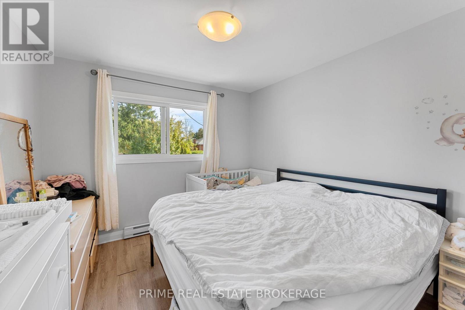 231 Greenwood Avenue, London South, Ontario  N6J 3G5 - Photo 35 - X12971596