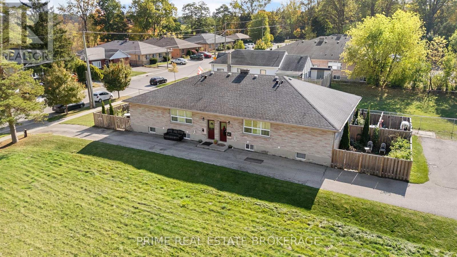 231 Greenwood Avenue, London South, Ontario  N6J 3G5 - Photo 7 - X12971596