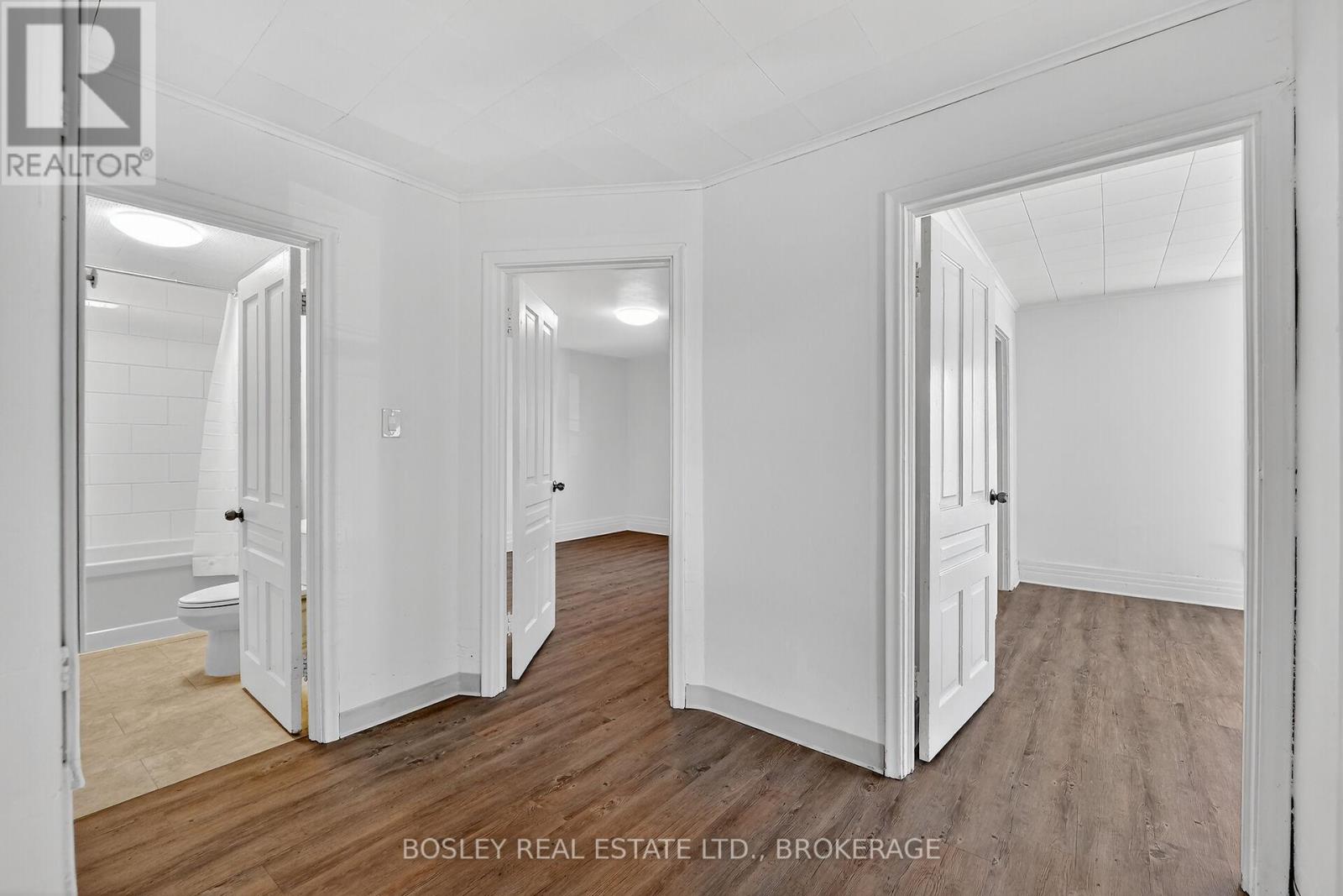 Unit 10 - 242 Mary Street, Niagara-On-The-Lake, Ontario  L0S 1J0 - Photo 4 - X12583122