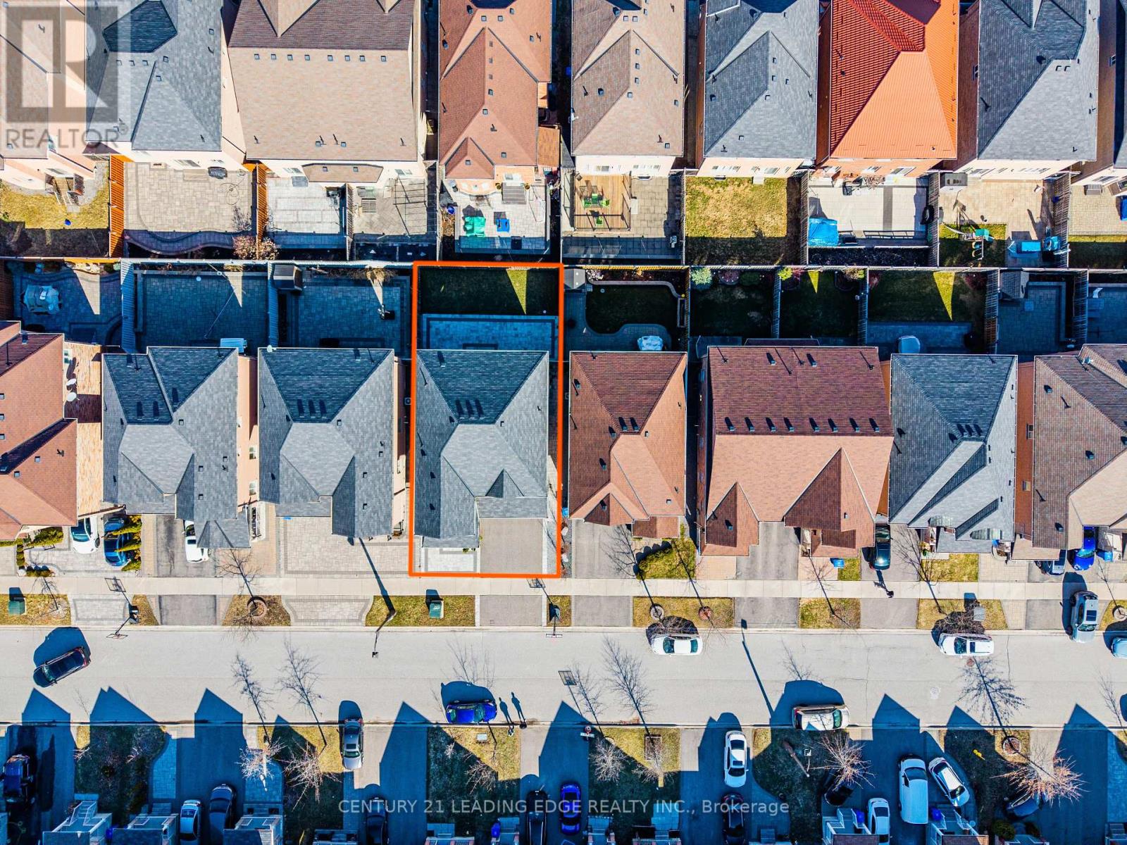 66 James Mccullough Road, Whitchurch-Stouffville, Ontario  L4A 0Z3 - Photo 3 - N12990546