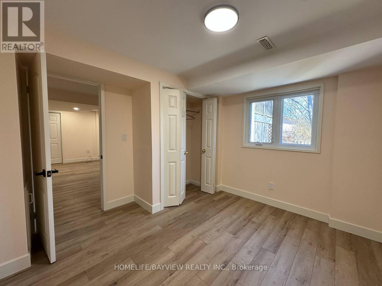 4 Mendys Forest(Lower Level), Aurora, Ontario  L4G 5A3 - Photo 4 - N12990578