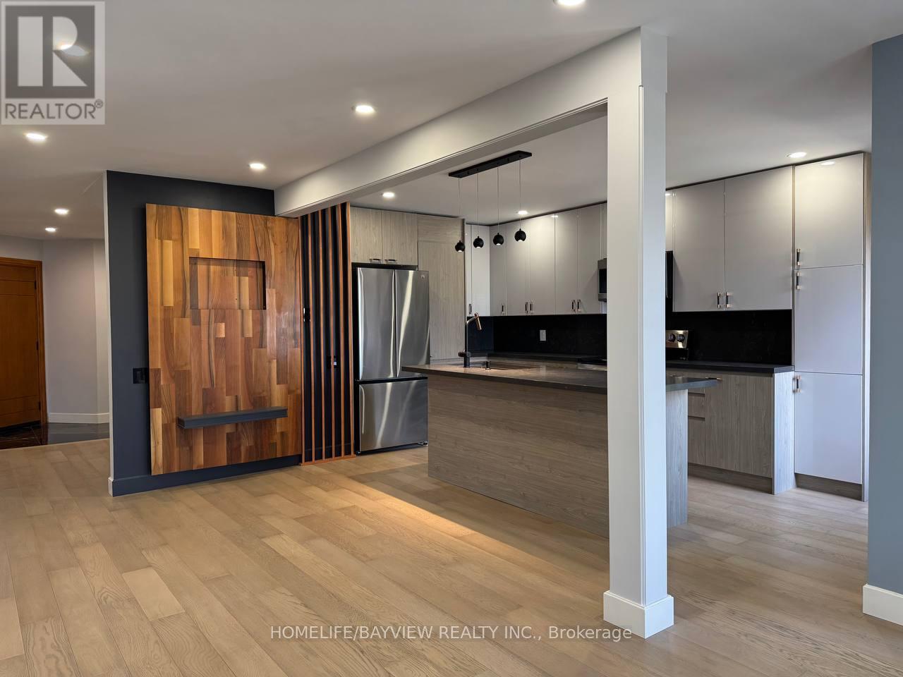 4 Mendys Forest(Main), Aurora, Ontario  L4G 5A3 - Photo 24 - N12990582