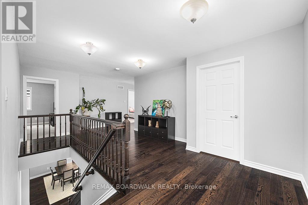 353 Sweetclover Way, Ottawa, Ontario  K4A 1E6 - Photo 25 - X12833856