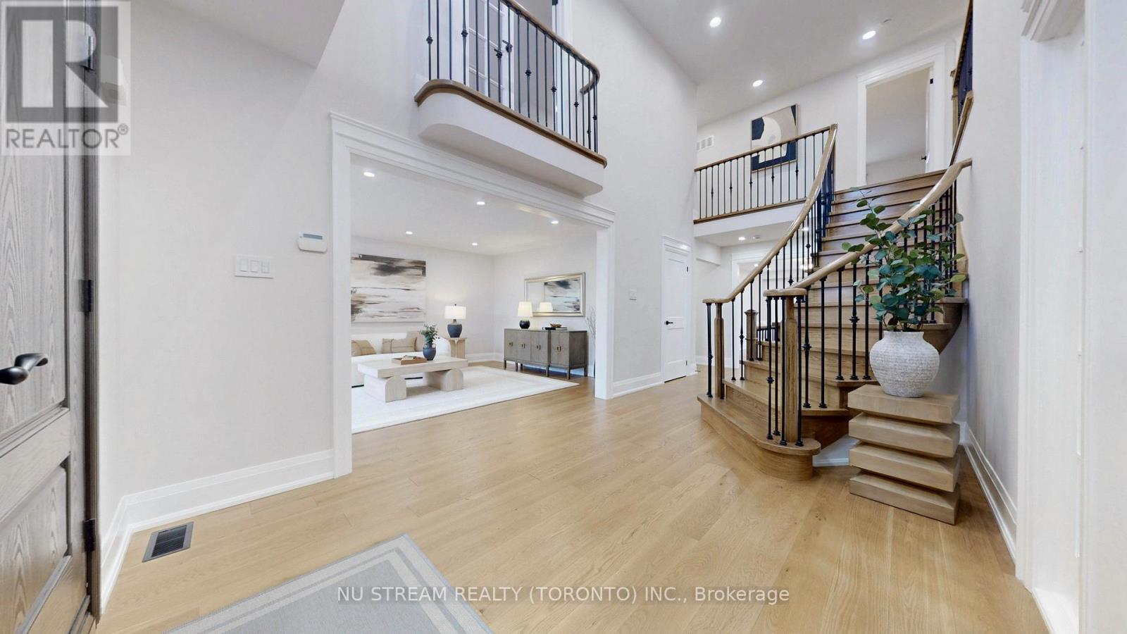 7 Boake Trail, Richmond Hill, Ontario  L4B 2H2 - Photo 24 - N12990638