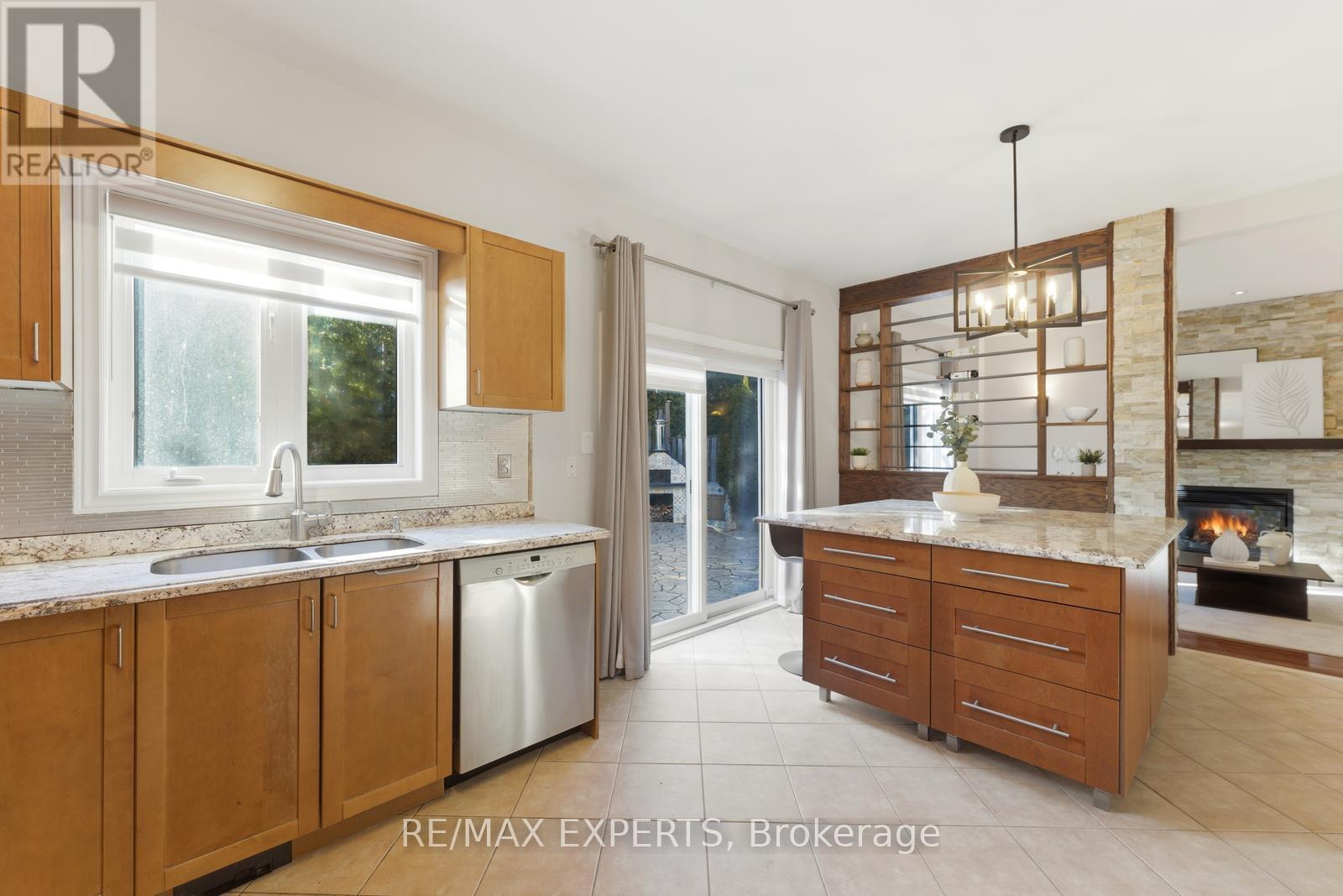 219 Regency View Heights, Vaughan, Ontario  L6A 3V3 - Photo 12 - N12990654