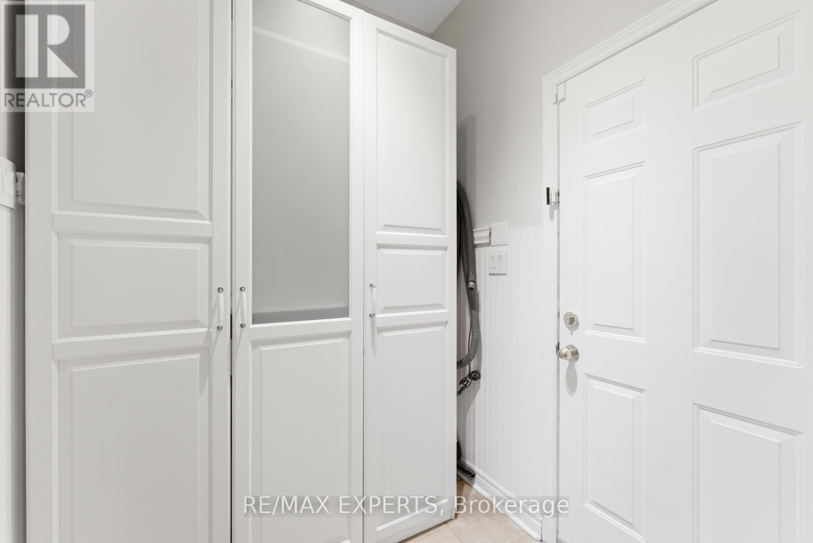 219 Regency View Heights, Vaughan, Ontario  L6A 3V3 - Photo 19 - N12990654