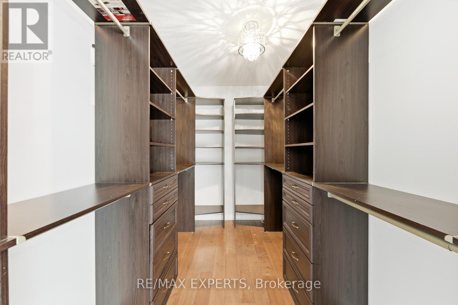 219 Regency View Heights, Vaughan, Ontario  L6A 3V3 - Photo 28 - N12990654