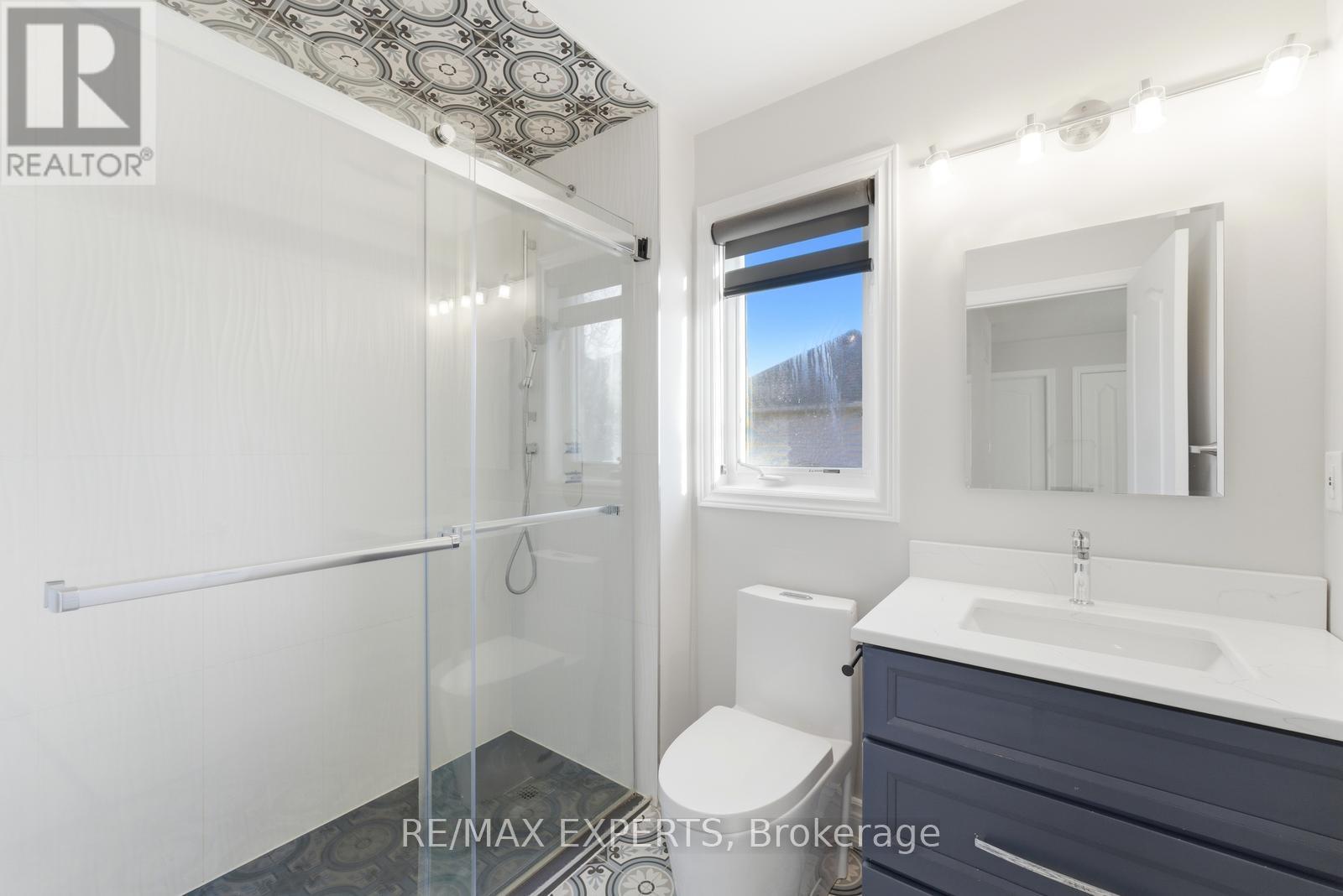 219 Regency View Heights, Vaughan, Ontario  L6A 3V3 - Photo 32 - N12990654