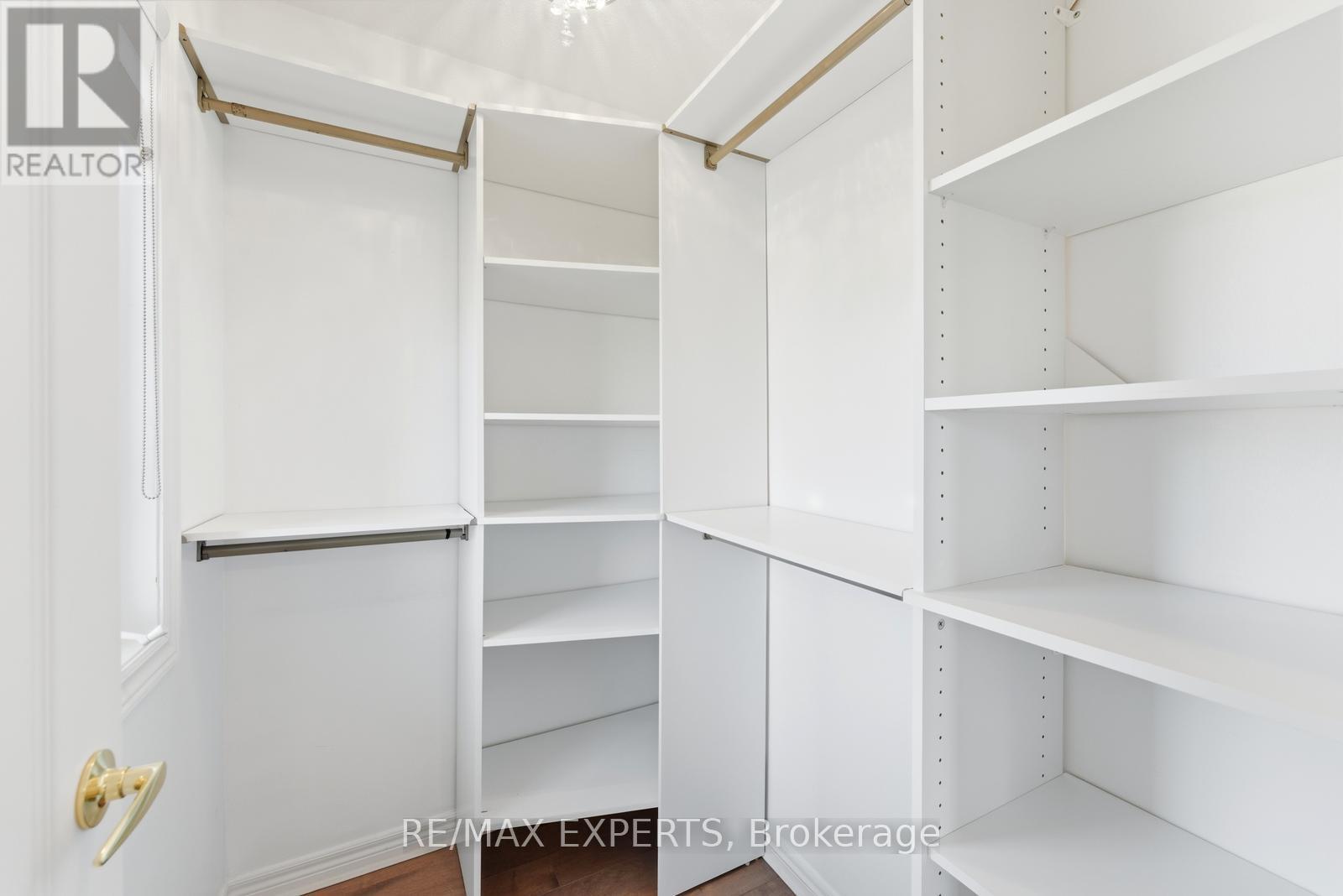 219 Regency View Heights, Vaughan, Ontario  L6A 3V3 - Photo 34 - N12990654