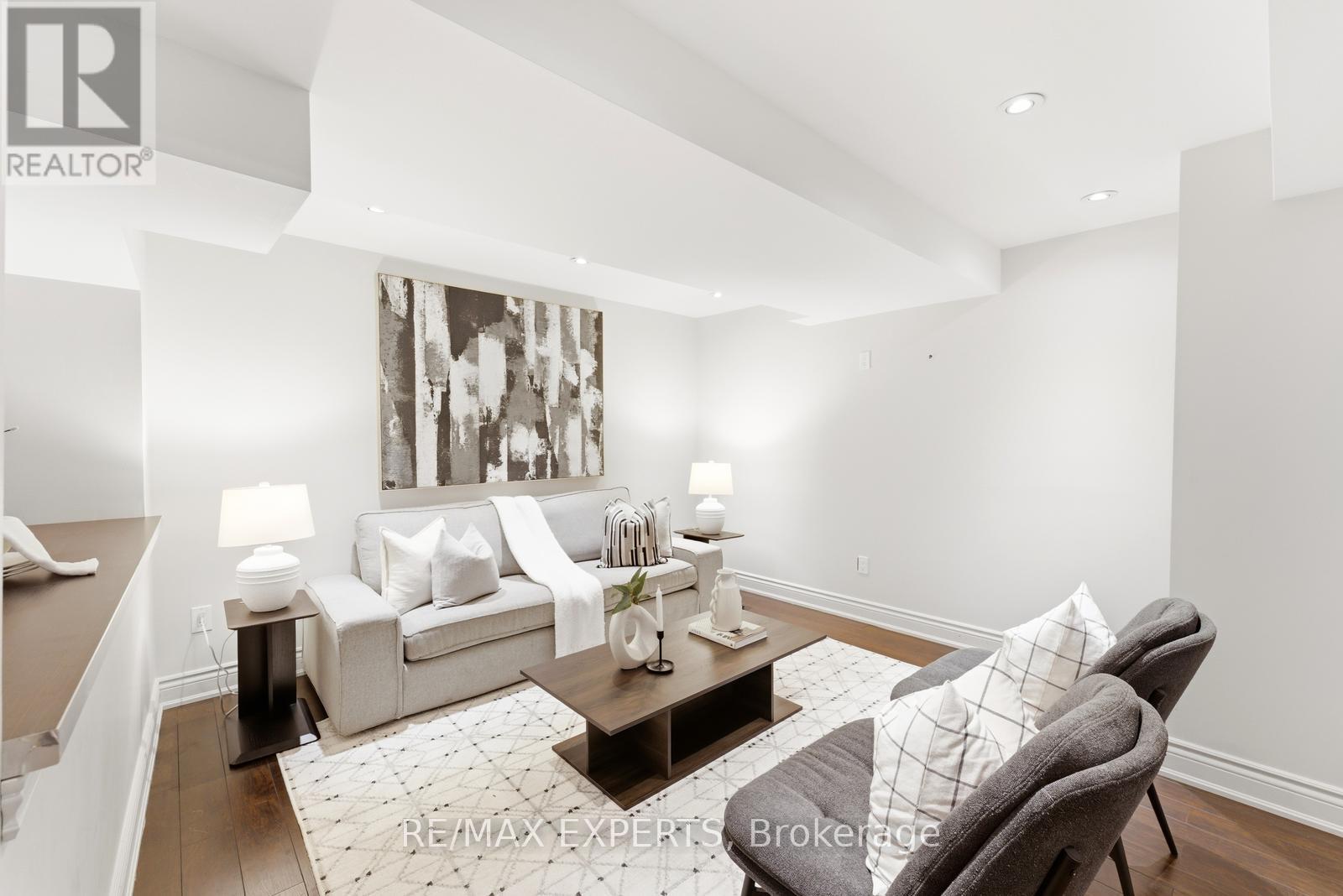 219 Regency View Heights, Vaughan, Ontario  L6A 3V3 - Photo 35 - N12990654