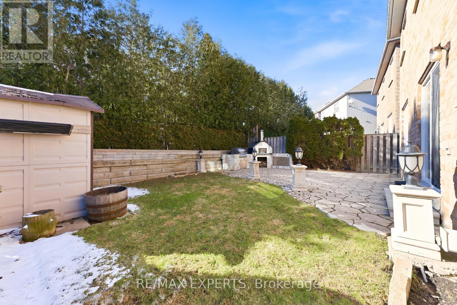 219 Regency View Heights, Vaughan, Ontario  L6A 3V3 - Photo 43 - N12990654