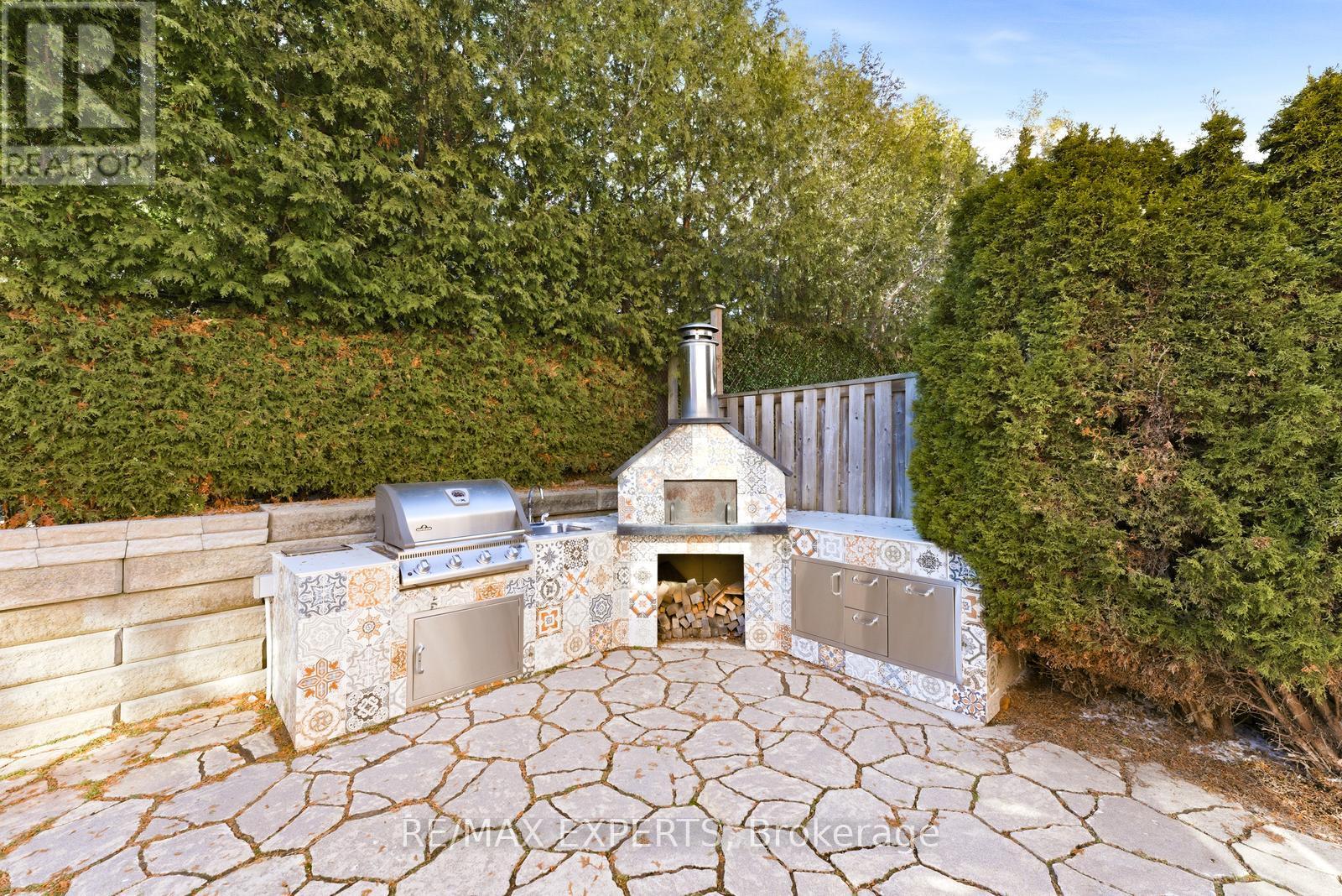 219 Regency View Heights, Vaughan, Ontario  L6A 3V3 - Photo 44 - N12990654