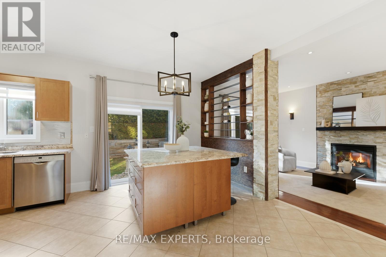 219 Regency View Heights, Vaughan, Ontario  L6A 3V3 - Photo 7 - N12990654