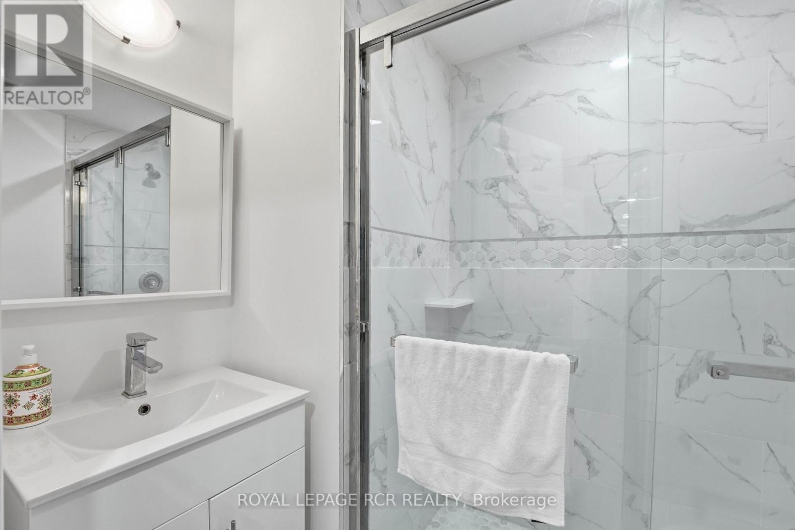 18 Kerr Lane, Aurora, Ontario  L4G 0E5 - Photo 40 - N12990670