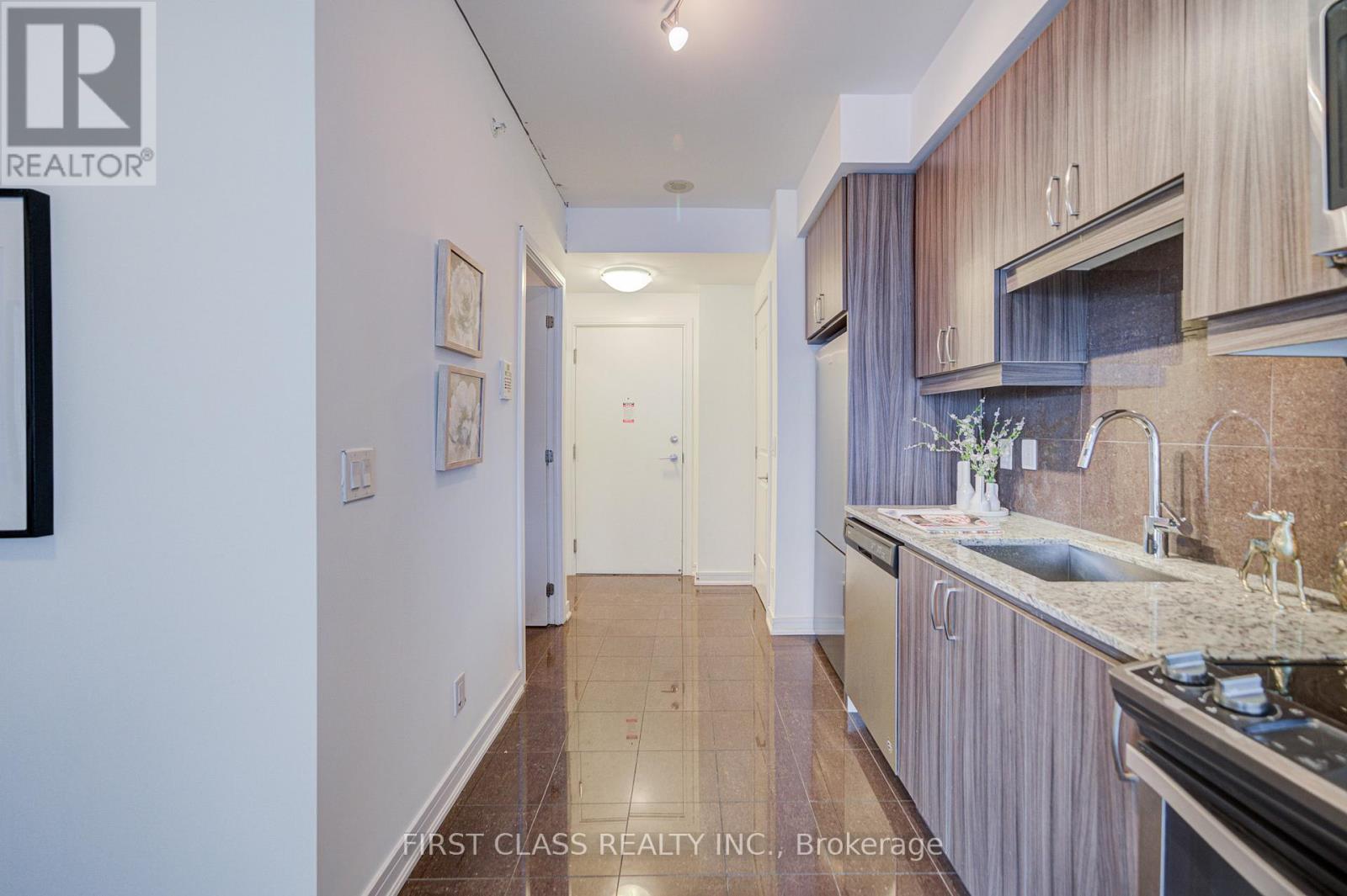 911 - 9201 Yonge St Street, Richmond Hill, Ontario  L4C 1H9 - Photo 12 - N12990694