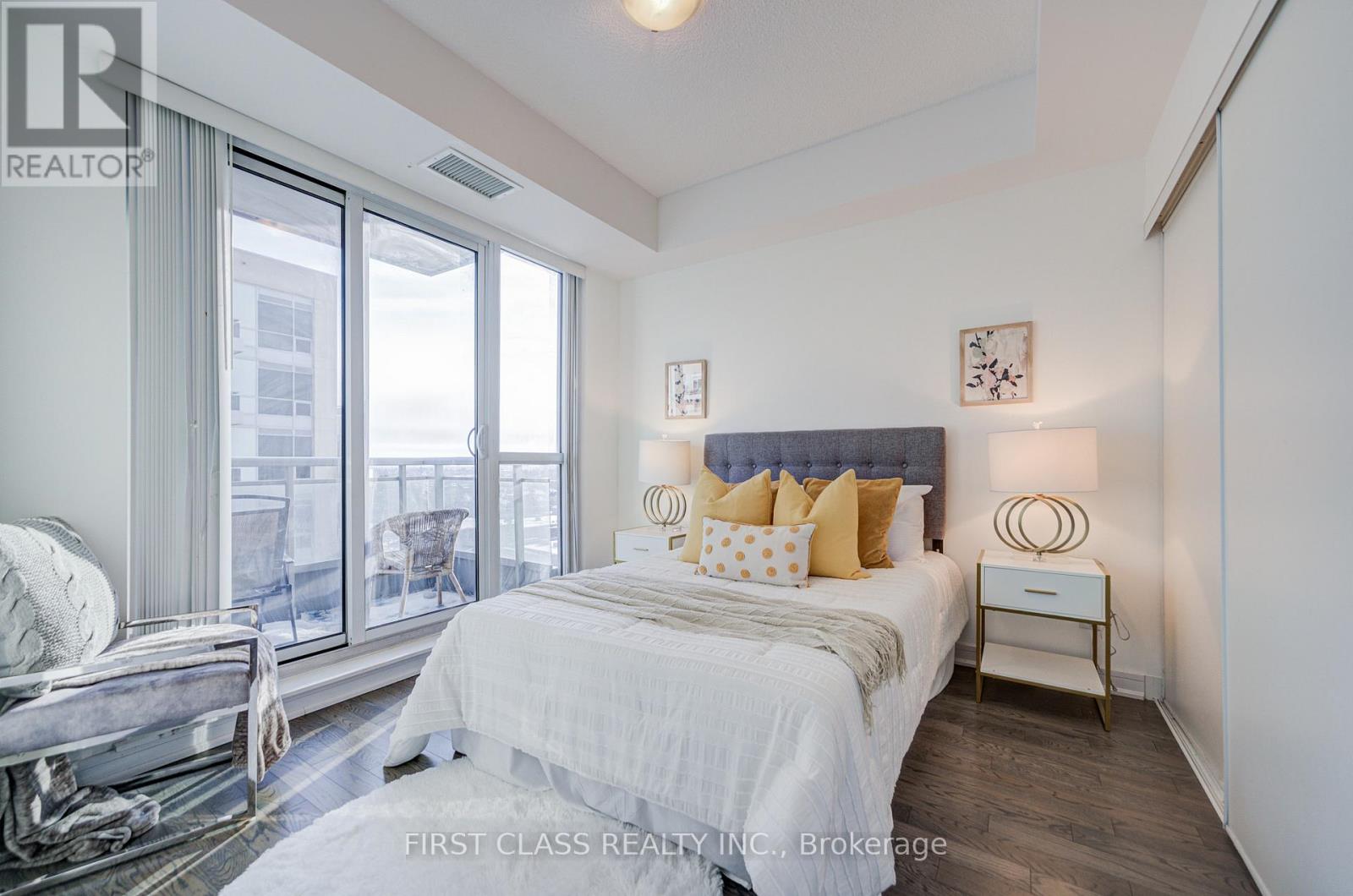 911 - 9201 Yonge St Street, Richmond Hill, Ontario  L4C 1H9 - Photo 22 - N12990694