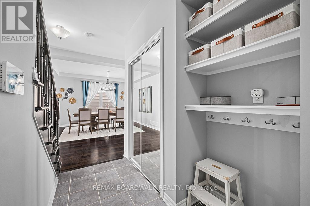 353 Sweetclover Way, Ottawa, Ontario  K4A 1E6 - Photo 9 - X12833856