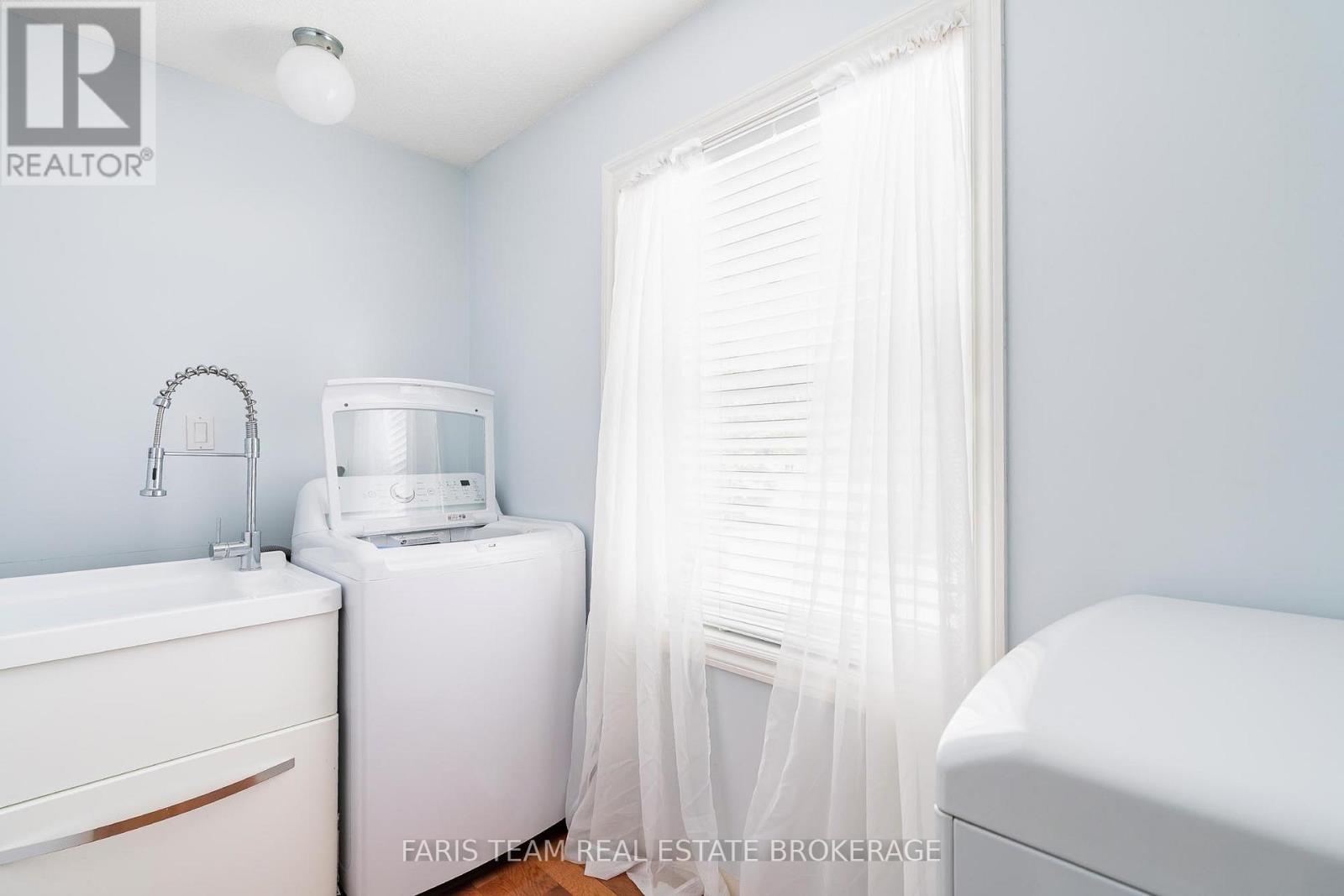 2104 Newton Street, Tay, Ontario  L0K 2A0 - Photo 20 - S12990496