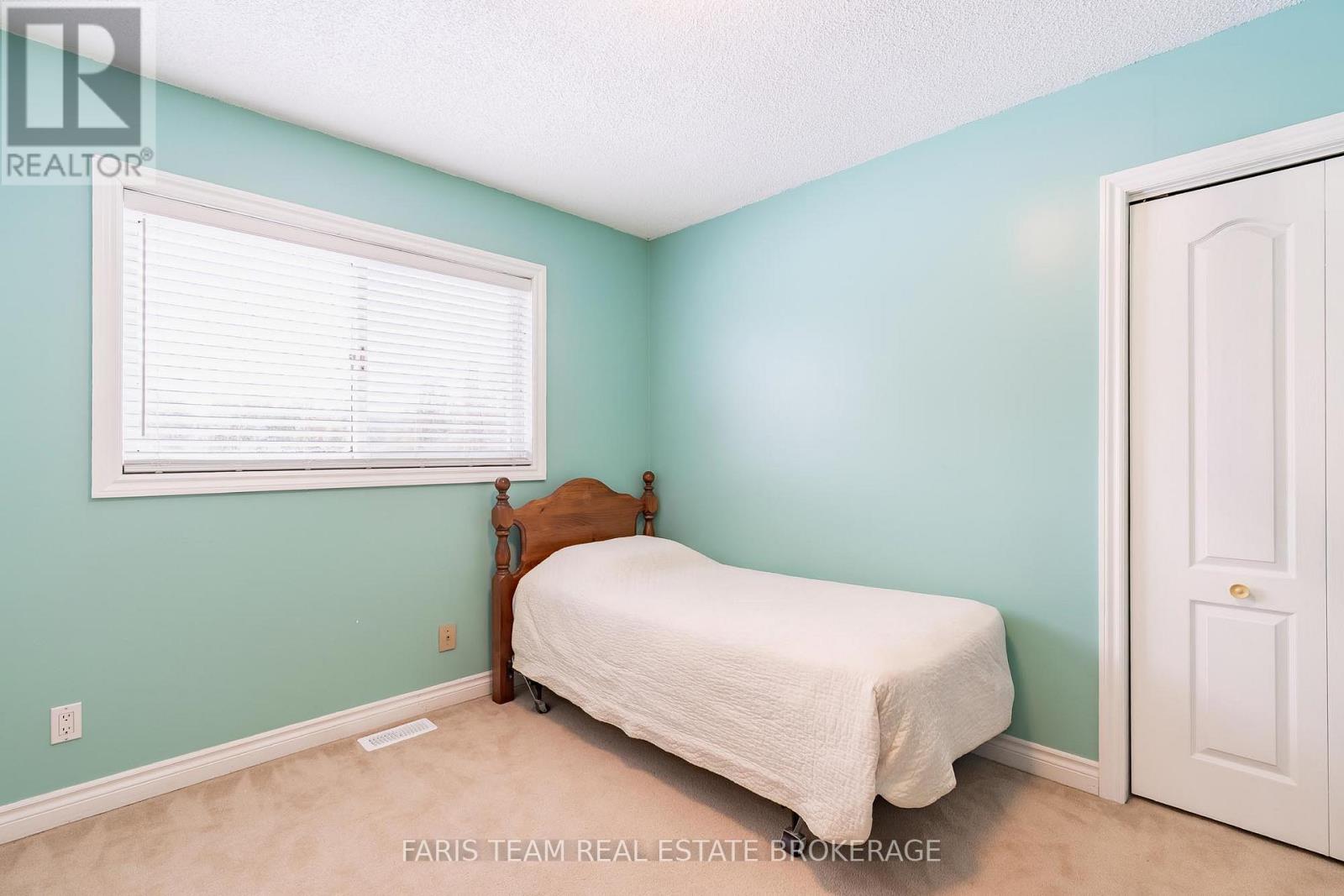 2104 Newton Street, Tay, Ontario  L0K 2A0 - Photo 27 - S12990496