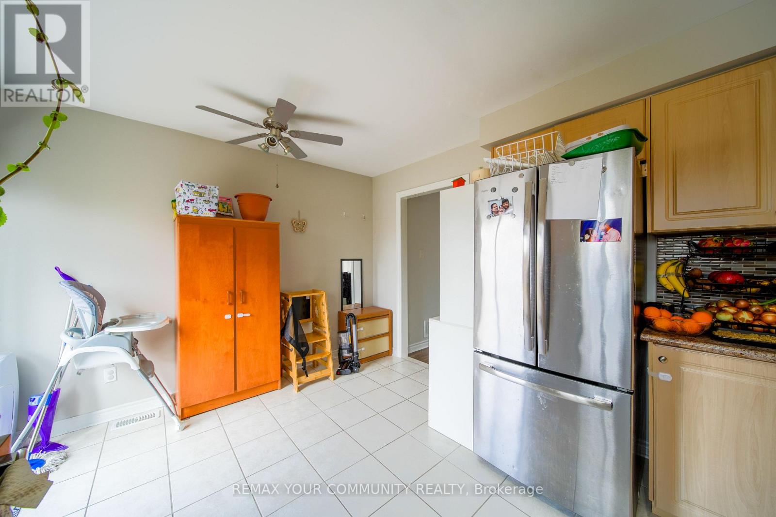 114 Bird Street, Barrie, Ontario  L4N 0W6 - Photo 16 - S12990606