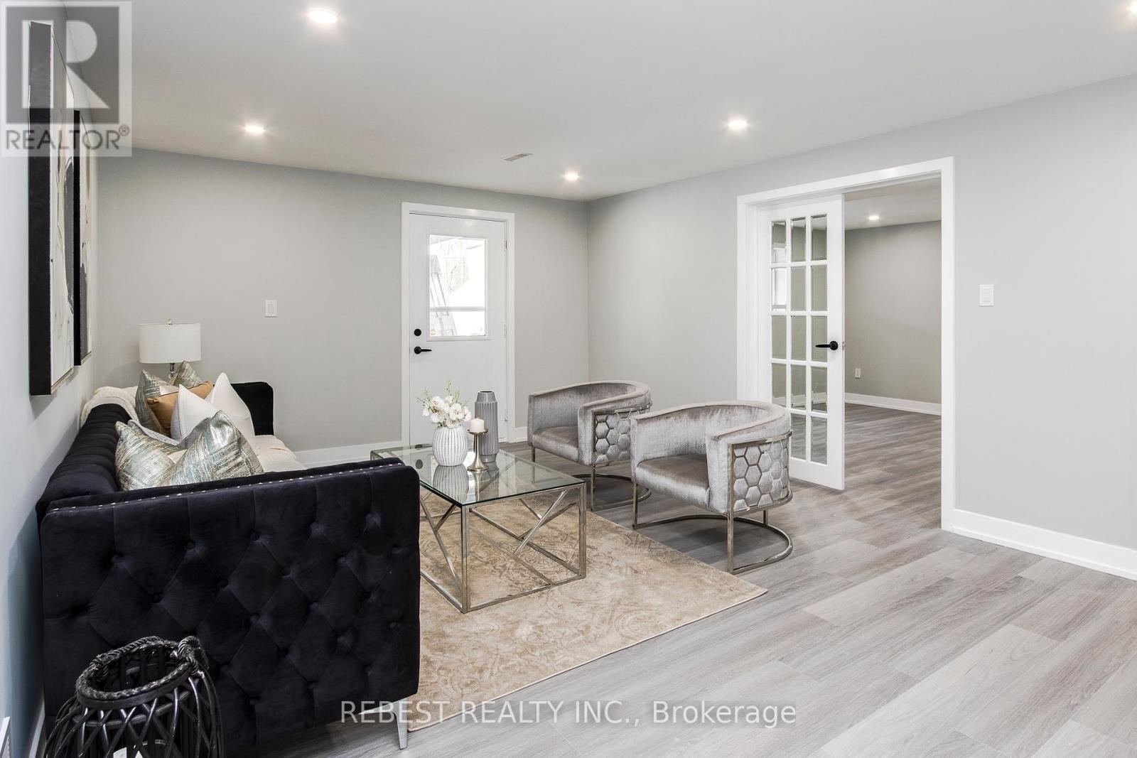 BASEMENT - 92 LILLIAN CRESCENT, Barrie, Ontario