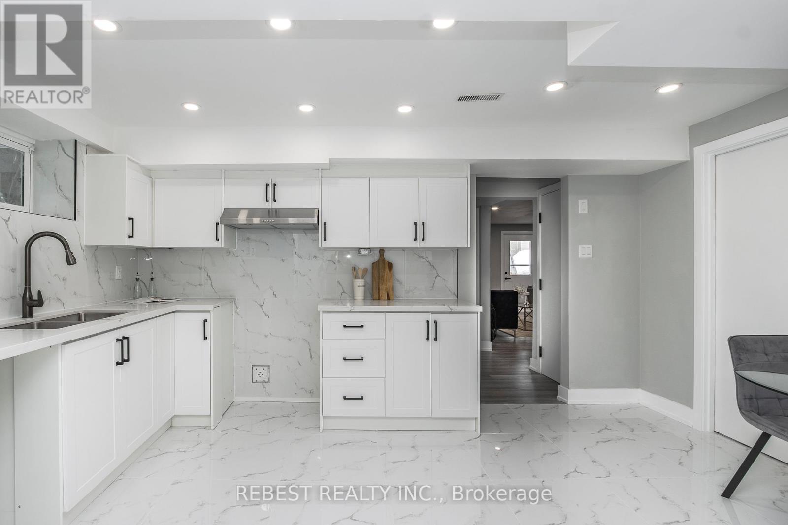 Basement - 92 Lillian Crescent, Barrie, Ontario  L4N 5H7 - Photo 8 - S12990630