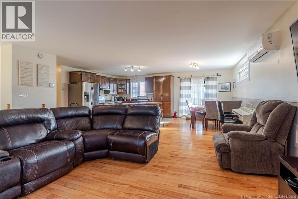 11 Knowlton Crescent, Oromocto, New Brunswick  E2V 4T1 - Photo 14 - NB136924