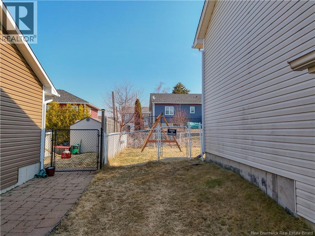 11 Knowlton Crescent, Oromocto, New Brunswick  E2V 4T1 - Photo 40 - NB136924