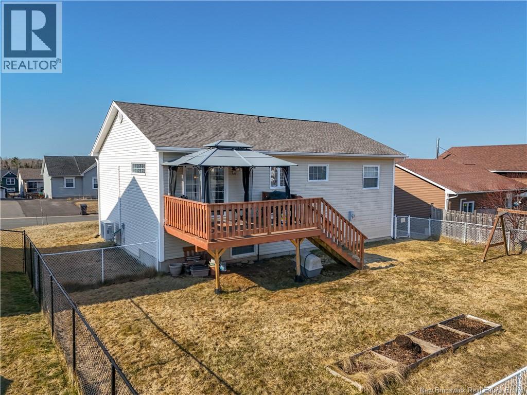 11 Knowlton Crescent, Oromocto, New Brunswick  E2V 4T1 - Photo 46 - NB136924