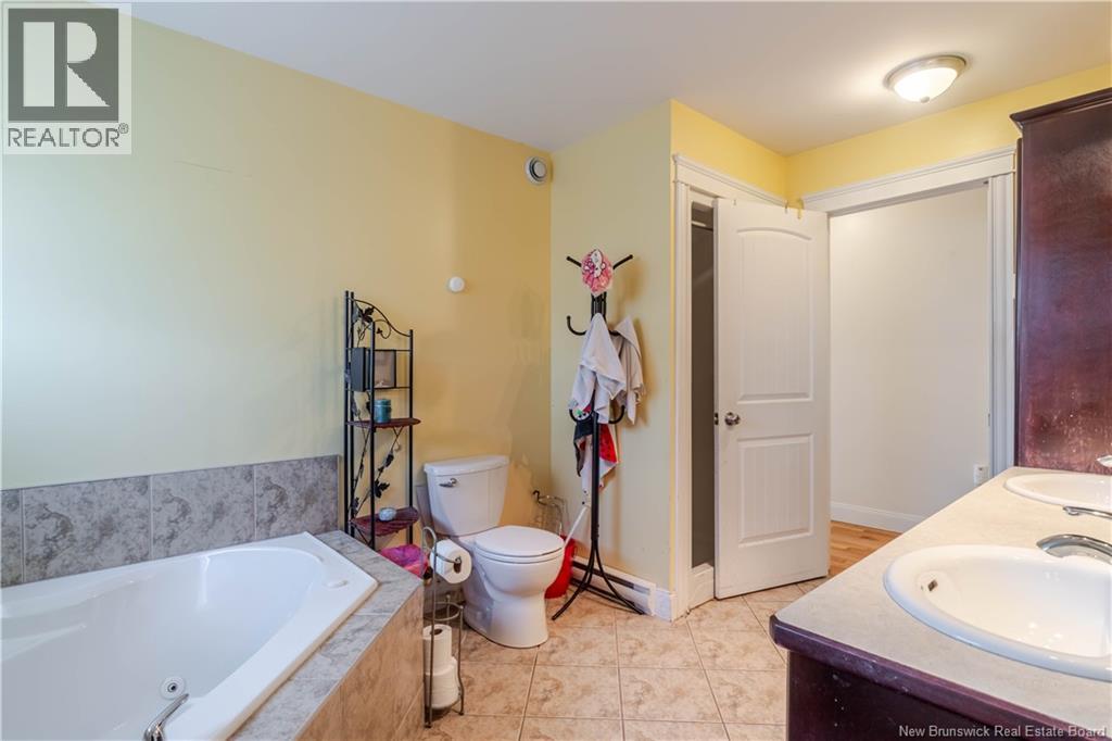 11 Knowlton Crescent, Oromocto, New Brunswick  E2V 4T1 - Photo 22 - NB136924