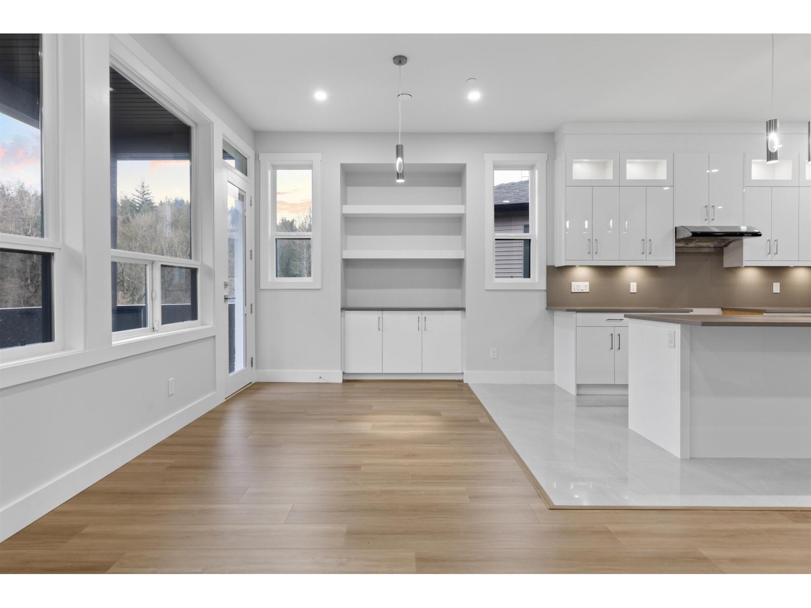 33941 Prentis Avenue, Mission, British Columbia  V2V 0G5 - Photo 3 - R3106136