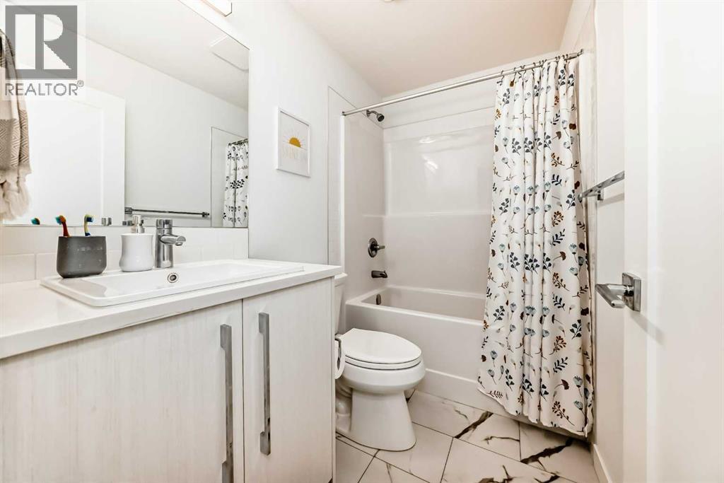 106 Dawson Harbour Grove, Chestermere, Alberta  T1X 2S4 - Photo 28 - A2274730