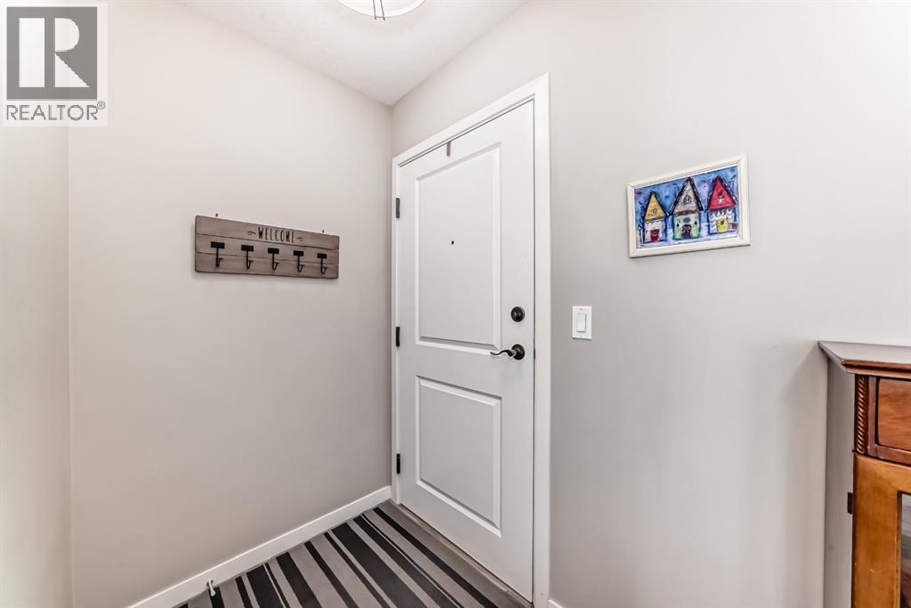 204, 10 Mahogany Mews Se, Calgary, Alberta  T3M 2R1 - Photo 3 - A2285562