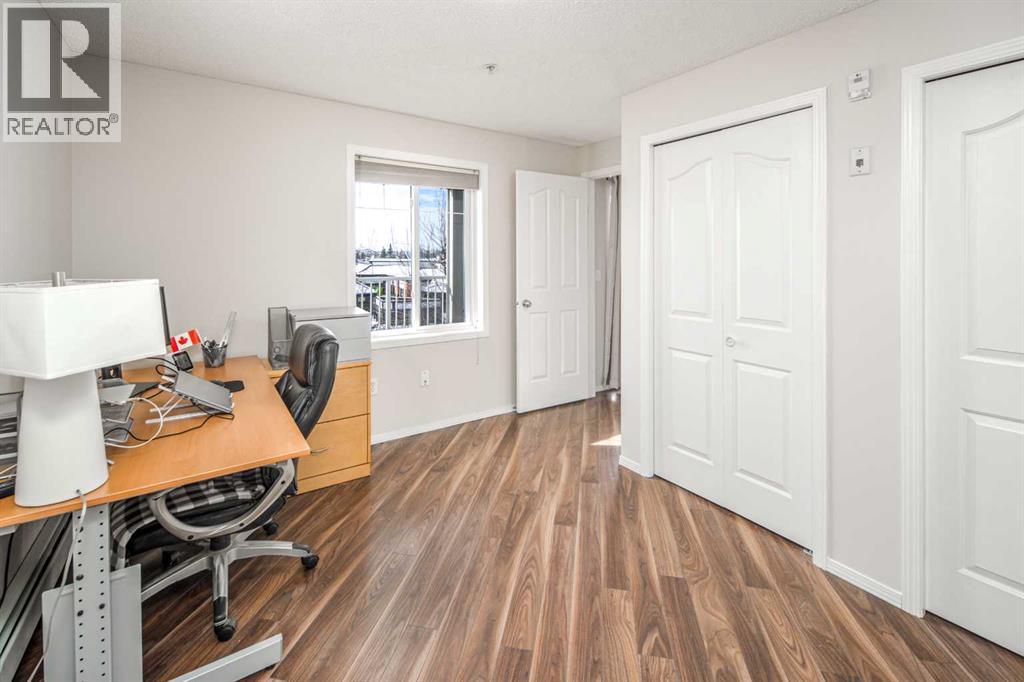 307, 17 Country Village Bay NE, Calgary, Alberta  T3K 5Z3 - Photo 10 - A2300022